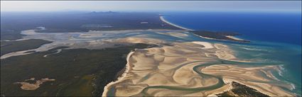 Corio Bay - Byfield National Park - Yeppoon - QLD (PBH4 00 18590)